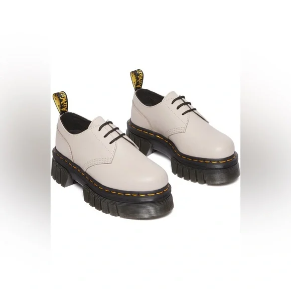 Dr. Martens Audrick 3-Eye Platform Shoe (Women) NWT Sizes - 7 & 9 - Picture 4 of 8